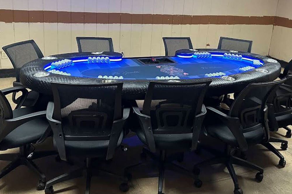 Lumen HD Lighted Poker Table
