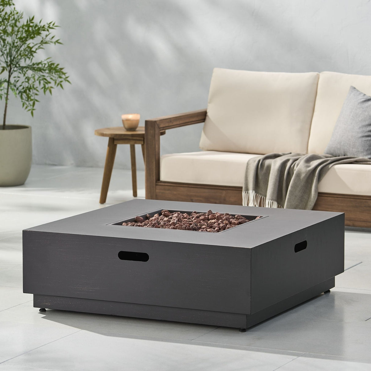 Alora 40-Inch 50K BTU Modern Outdoor Square Iron Backyard Patio Fire Pit (SAK31635)