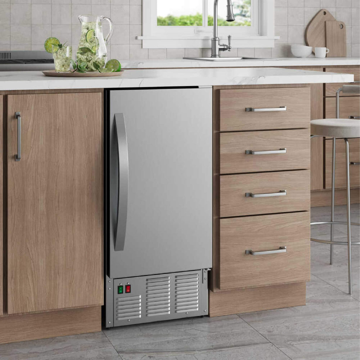 Edgestar 15-Inch Outdoor Undercounter Ice Maker W/ 50 LBS Daily Ice Production [OIM450SS]