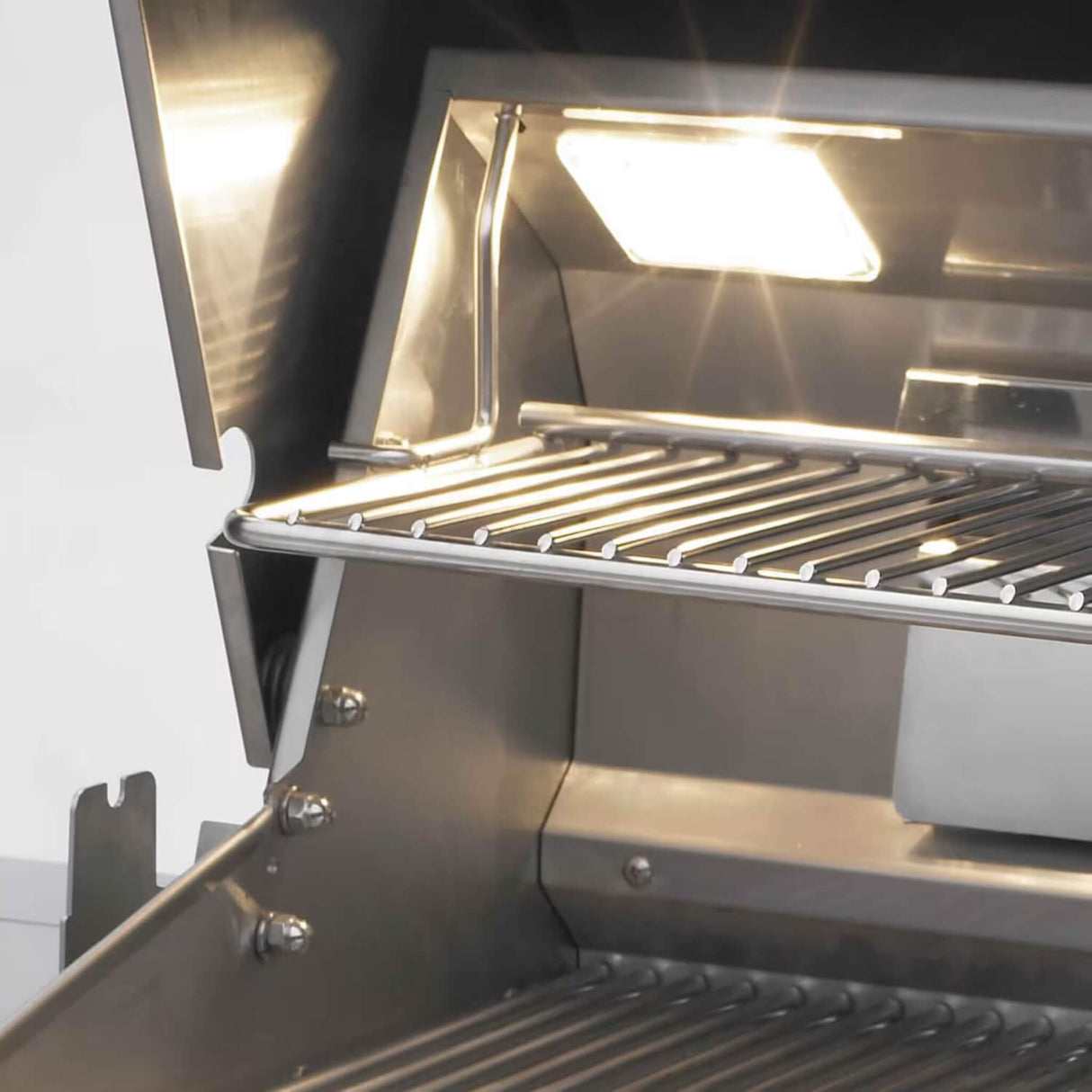 Fire Magic Aurora Multi-User Built-In Grill With Analog Thermometer & Rotisserie Kit, 36" [A790I-8EAN/P]