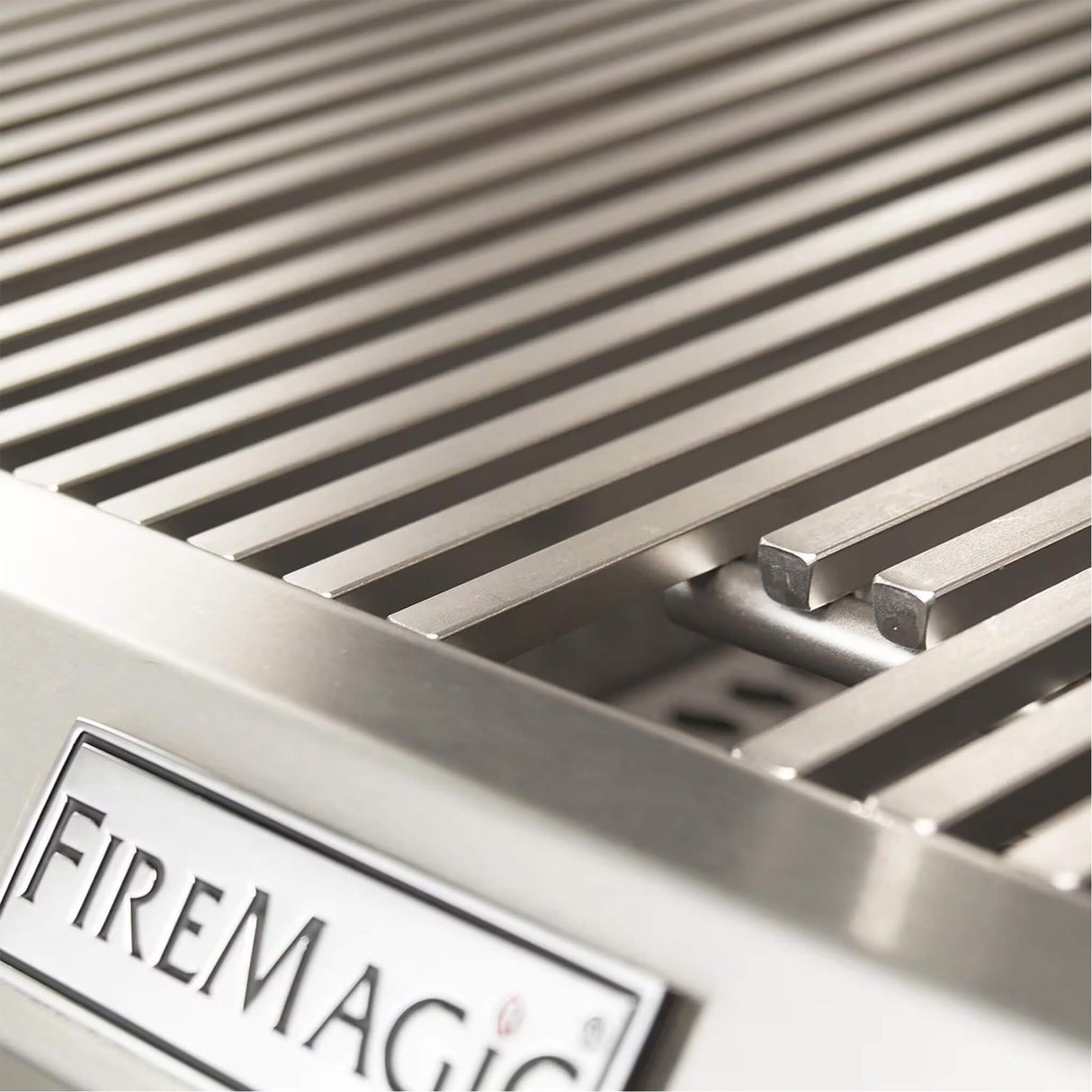 Fire Magic Choice Multi-User Built-In Grill With Analog Thermometer, 36" [CM650I-RT1N/P]