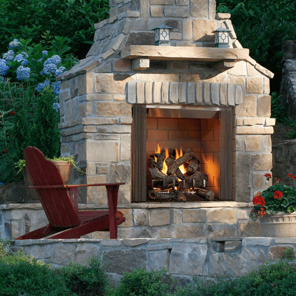 Majestic Castlewood 42-Inch Outdoor Wood Burning Fireplace [ODCASTLEWD-42-B]