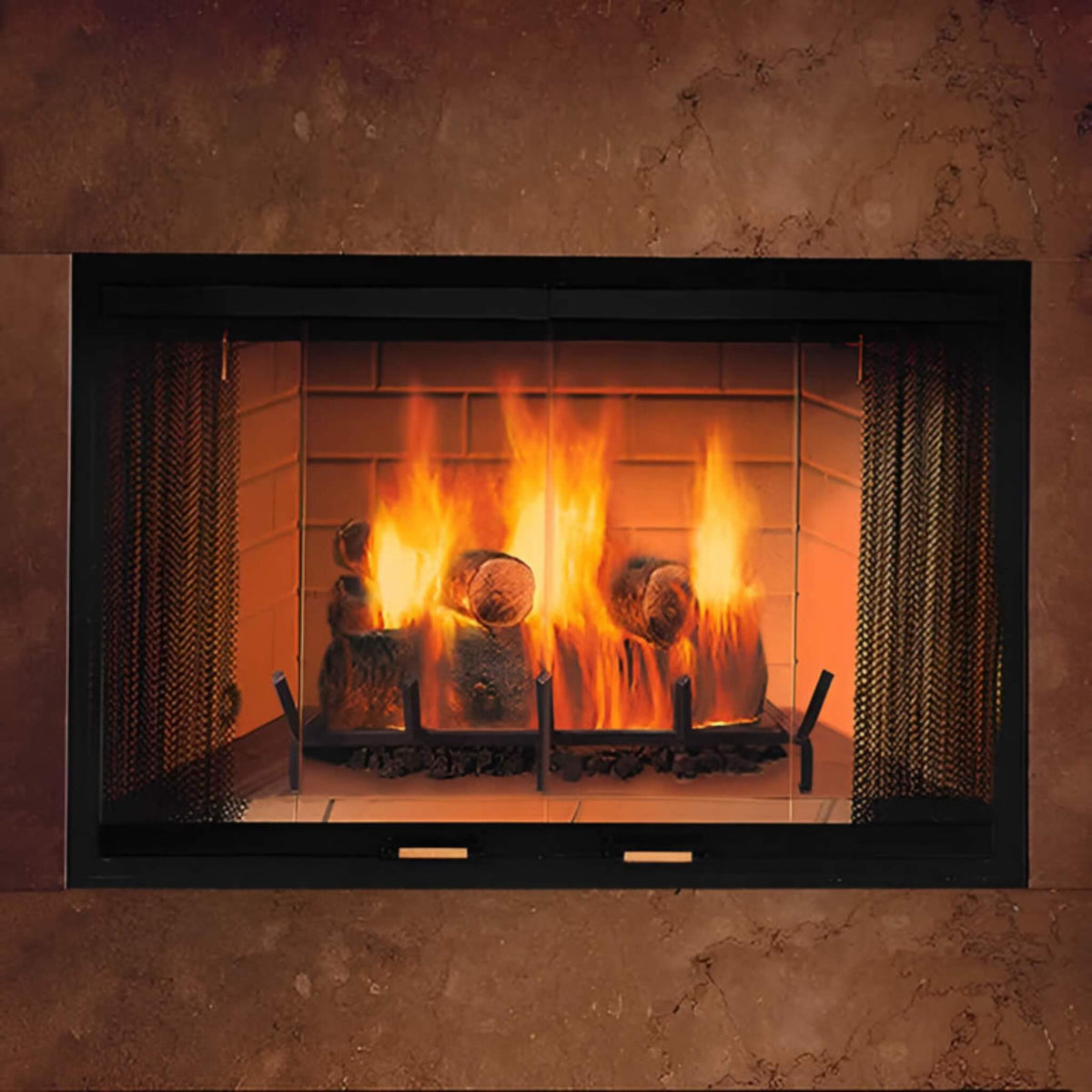 Majestic Sovereign 36-Inch Black Wood Burning Fireplace [SA36R/C]