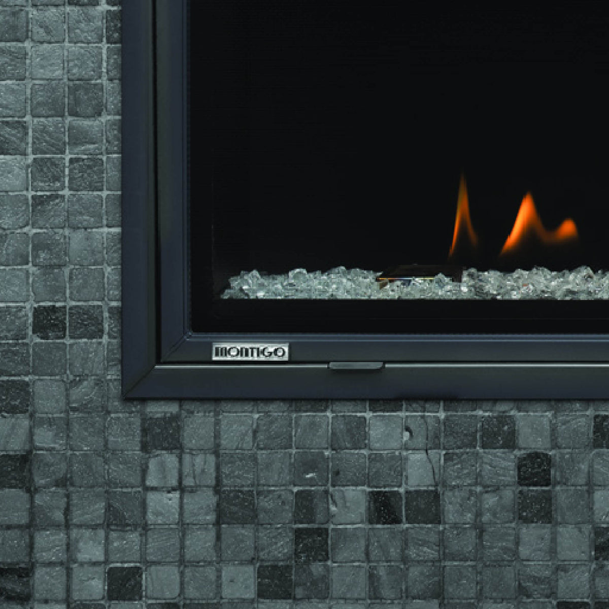 Montigo DelRay Linear Direct Vent Natural Gas Fireplace [DRL36/48/6013NI]