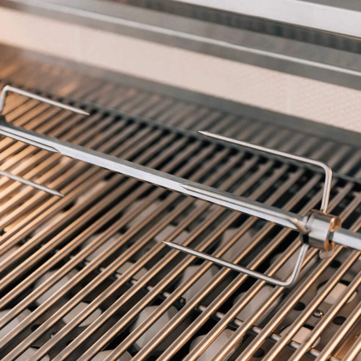 Summerset Sizzler Pro Premium Outdoor Built-In Gas Grill [SIZPRO]